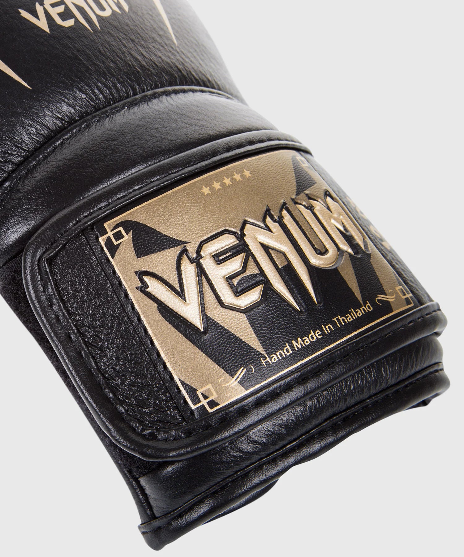 Venum Giant 3.0 Boxing Gloves - Nappa Leather - Black/Gold