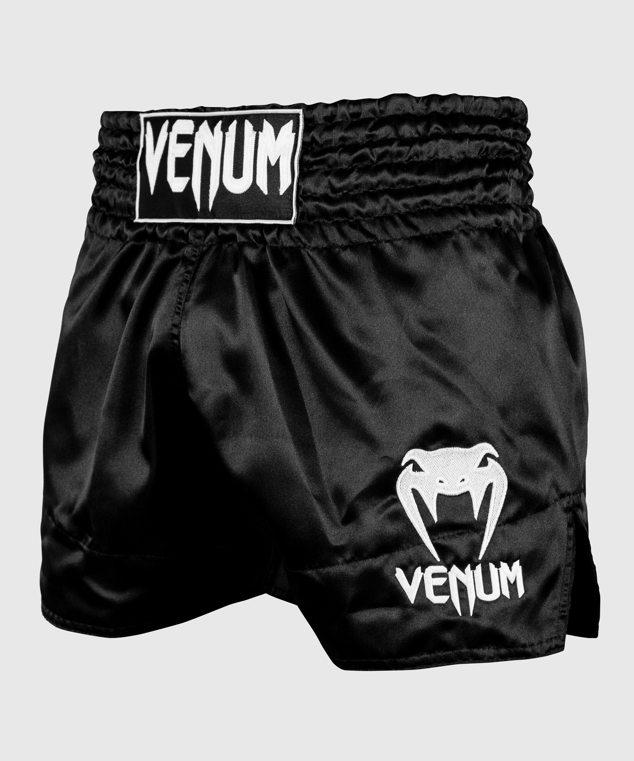 VENUM MUAY THAI SHORTS CLASSIC - BLACK/WHITE